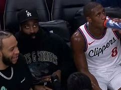 巴恩利主场痛失三分，遭遇连败的简单介绍